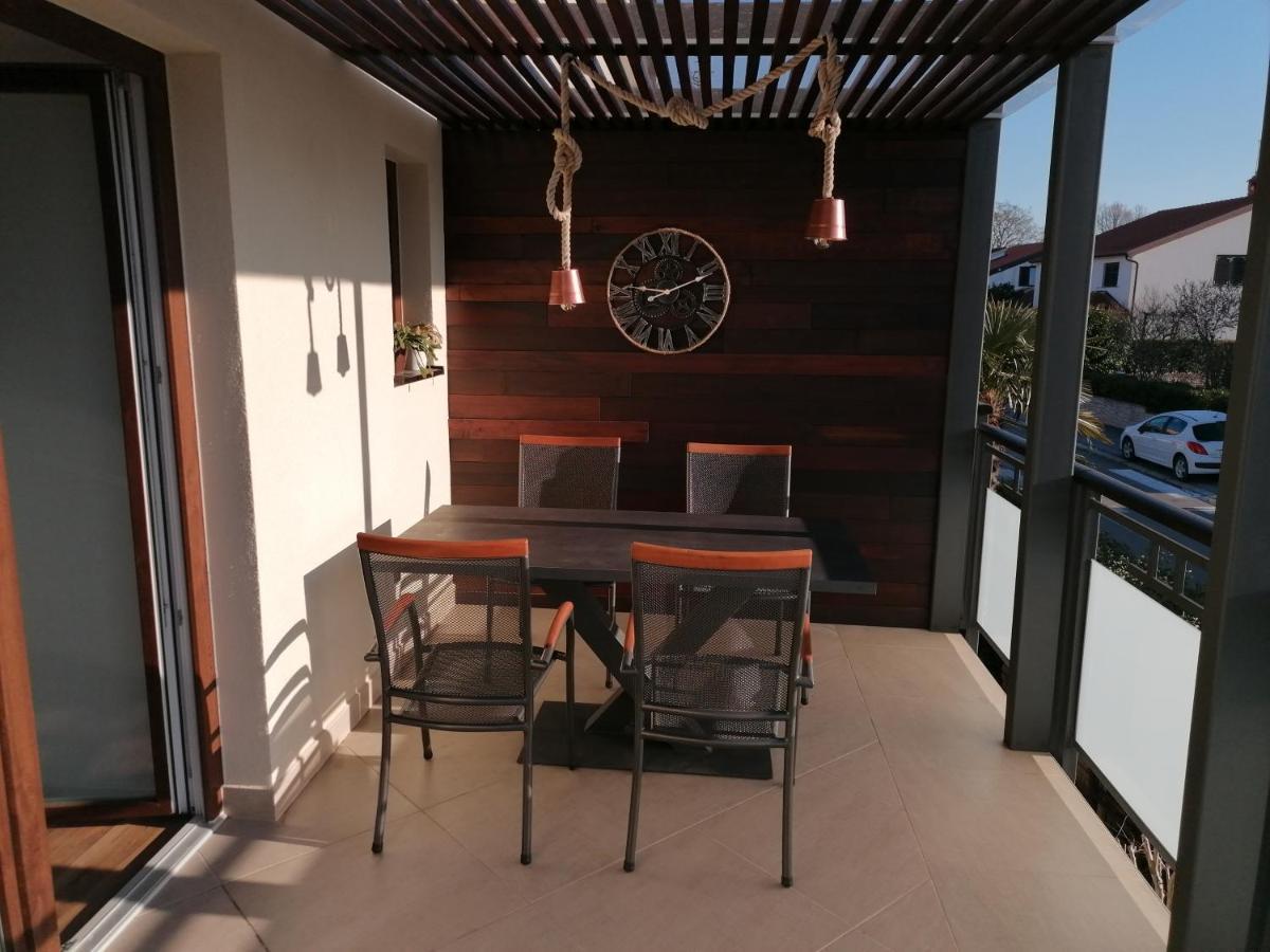 Apartmani Kiko Porec Ngoại thất bức ảnh