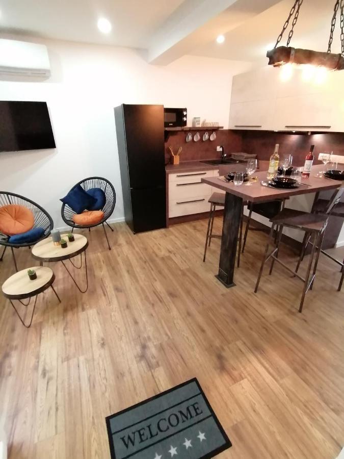 Apartmani Kiko Porec Ngoại thất bức ảnh