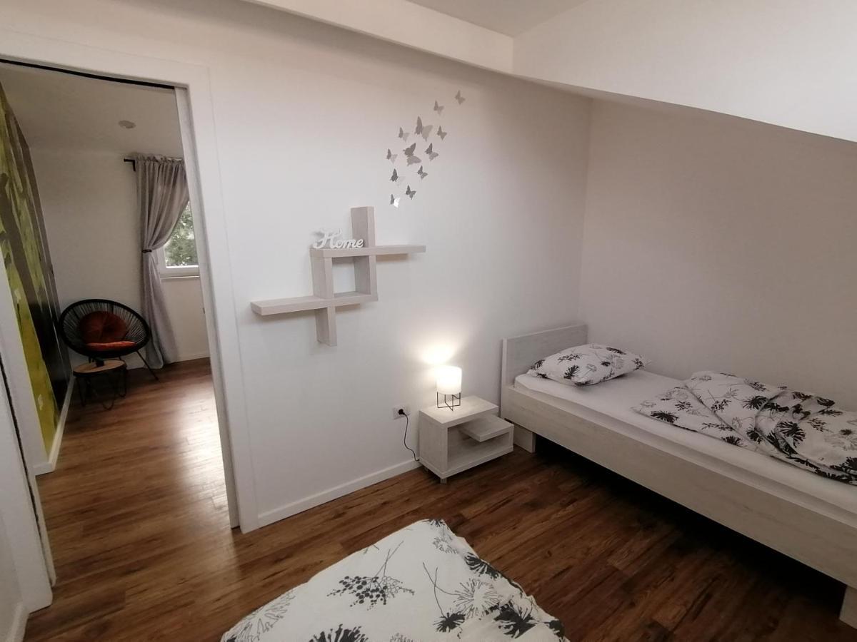 Apartmani Kiko Porec Ngoại thất bức ảnh